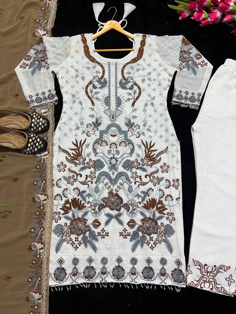 Party Wear Georgette White Kurta Set - Image 3