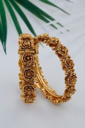 Gold Floral Motif Bangle Set