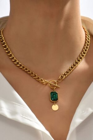 Bold Emerald Toggle Necklace
