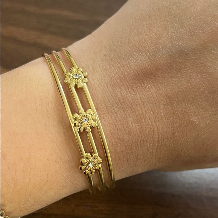 Gold Floral Bangle Set with Diamond Accents