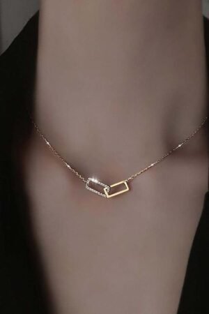 Gold Interlinked Rectangle Pendant Necklace