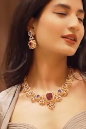 Luxurious Gold and Gemstone Jewelry Set