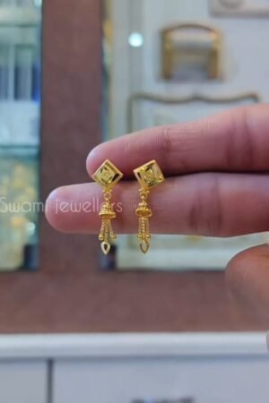 Elegant Gold Dangle Earrings