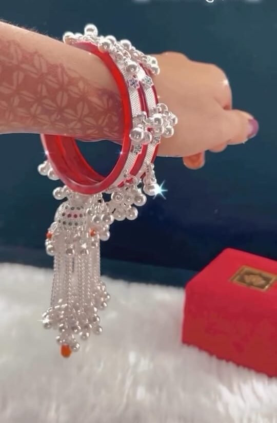 Traditional Red and Silver Chandi Chooda