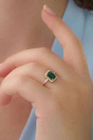 Elegant Gold Ring with Green Emerald-Cut Stone